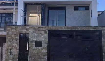 Sobrado com 3 dormitórios à venda, 143 m² por R$ 699.000,00 - Pinheirinho - Curitiba/PR