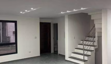 TRIPLEX NO MELHOR DO PINHEIRINHO EXCELENTE PADRÃO DE ACABAMENTO