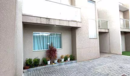 Sobrado com 3 dormitórios à venda, 130 m² por R$ 559.000,00 - Cajuru - Curitiba/PR