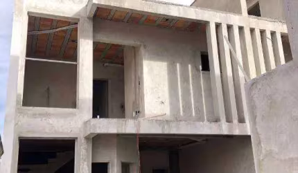 Sobrado com 3 dormitórios à venda, 138 m² por R$ 990.000,00 - Portão - Curitiba/PR
