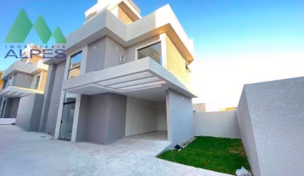 Sobrado com 3 dormitórios à venda, 140 m² por R$ 755.000,00 - Xaxim - Curitiba/PR