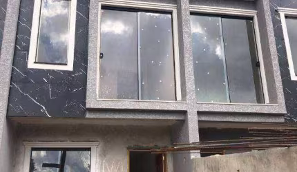Sobrado com 2 dormitórios à venda, 80 m² por R$ 379.000,00 - Umbará - Curitiba/PR