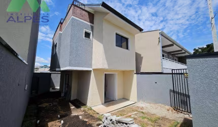 Sobrado com 3 dormitórios à venda, 118 m² por R$ 629.000,00 - Xaxim - Curitiba/PR