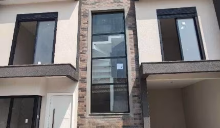 Sobrado com 3 dormitórios à venda, 123 m² por R$ 640.000,00 - Boqueirão - Curitiba/PR