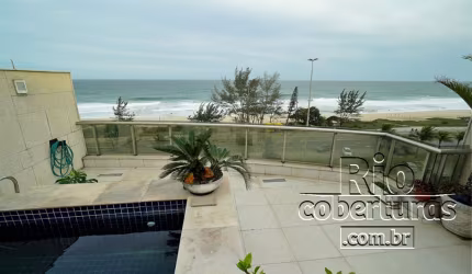 Cobertura à venda na praia do Recreio. Posto 9