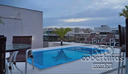 Cobertura à venda no jardim Oceânico. 5 vagas