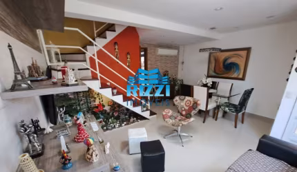 Casa triplex totalmente planejada – Com incrível vista livre – 3 quartos – Condomínio fechado – Tanque/Jacarepagua