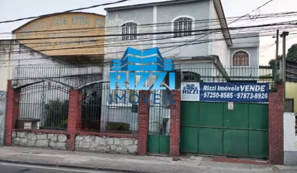 Ótima Casa para fins comercial na Av. Dom Helder Câmara