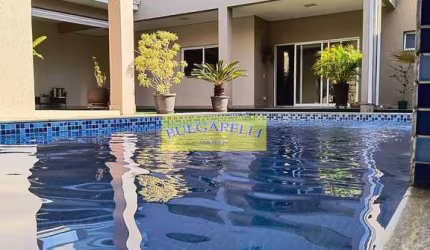 Linda Casa à Venda Locação ou Permuta 4 Quartos, 3 Suites, 4 Vagas ,  Piscina ,  500M²AT,CONDOMINIO
