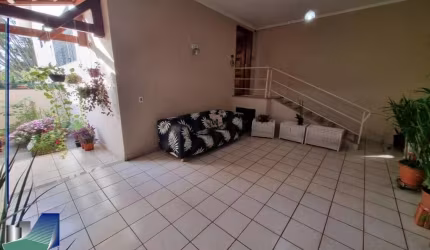Casa residencial com 3 quartos sendo 1 suíte com closet para Locação no Jardim São Luiz, - 309,51 M² - Ribeirão Preto