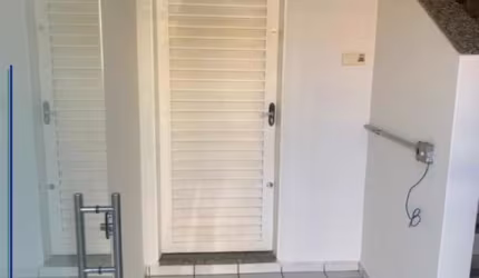 Casa comercial para locação no Centro com 5 salas - 300,00 m² útil - Ribeirão Preto