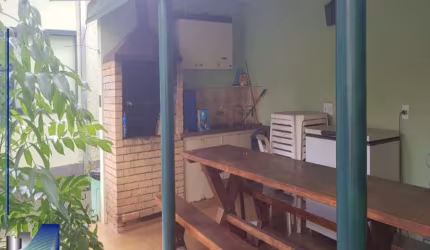 Casa de esquina a venda na Lagoinha Ribeirão Preto