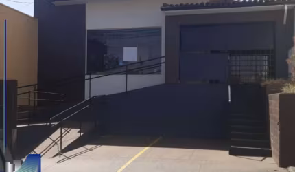 Casa Residencial/Comercial a venda excelente ponto comercial