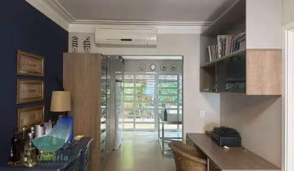 Casa de condomínio com 2 quartos à venda, 99m² - Vila do Golfe
