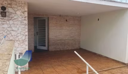 Casa comercial com 3 quartos para alugar, 212m² - Vila Seixas