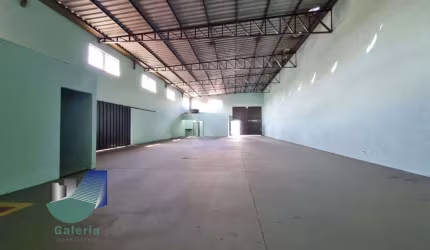 Galpão comercial para alugar, 330m² - Distrito Empresarial Prefeito Luiz Roberto Jábali