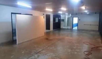 Salão comercial para alugar, 328m² - Vila Amélia