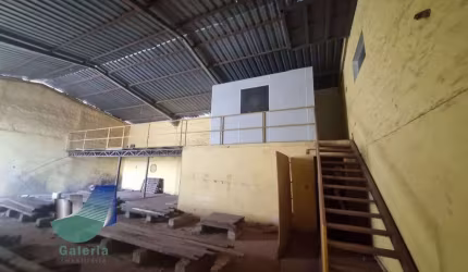Galpão Comercial para alugar, 352m² - Adelino Simioni