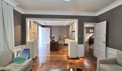 Casa Comercial com 11 salas para alugar, 880m² - Centro