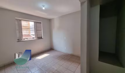 Apartamento com 2 quartos para alugar, 55m² - Centro