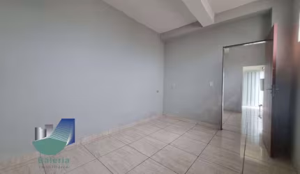 Casa Residencial com 1 quarto para alugar, 42m² - Jardim Maria Goretti