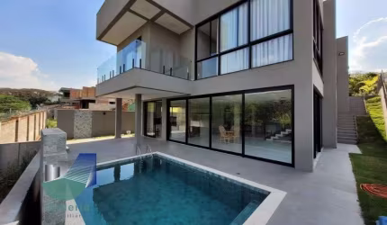 Casa de Condomínio com 3 suítes para alugar, 355m² - Alphaville