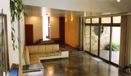 Casa Residencial para locação 4 Quartos  sendo 2 suítes 1 master com closet no Alto da Boa Vista - Ribeirão Preto  Ribeirão Preto