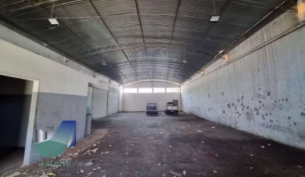 Galpão Comercial para alugar, 298m² - Jardim Zara