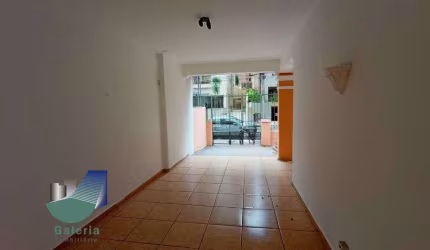 Casa Residencial com 2 quartos para alugar, 175m² - Centro