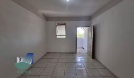 Casa Residencial com 2 quartos para alugar, 80m² - Campos Elísios