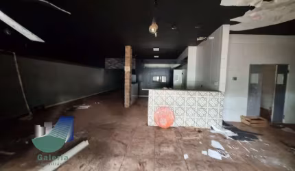 Ponto Comercial para alugar, 304m² - Vila Amélia