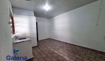 Casa Residencial com 1 quarto para alugar, 42m² - Jardim Maria Goretti