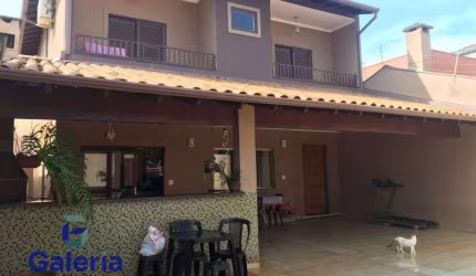 Casa Residencial com 2 suítes à venda, 200m²  - Residencial Greenville