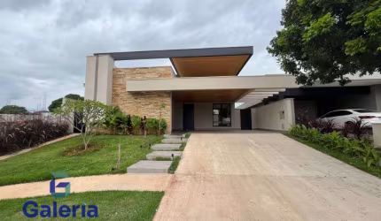 Casa de luxo em condomínio fechado nas Quintas de São José
