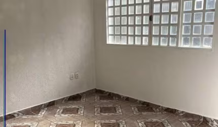 Casa com 2 quartos para locação, 70m² - Parque Ribeirão Preto