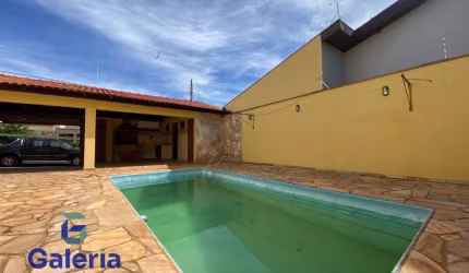 Casa sobrado com 3 quartos para alugar, 221m² - Parque Industrial Lagoinha