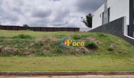 Terreno à venda, 702 m² por R$ 330.000 - Condomínio GSP Art's - Itatiba/SP
