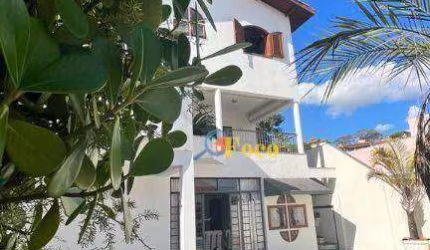 Casa com 3 dormitórios à venda, 434 m² por R$ 1.500.000,00 - Nova Itatiba - Itatiba/SP