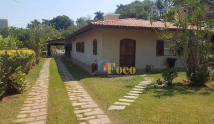 Chácara com 4 dormitórios à venda, 1800 m² por R$ 1.290.000,00 - Condomínio Ville de Chamonix - Itatiba/SP