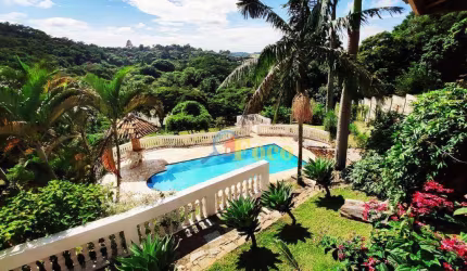 Chácara com 4 dormitórios, 6800 m² - venda por R$ 1.300.000,00 ou aluguel por R$ 8.000,00/mês - Condomínio Itaembu - Itatiba/SP