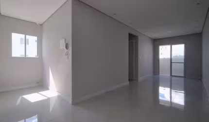 Lindíssimo apartamento 2 dormitórios locação bairro Itaipava
