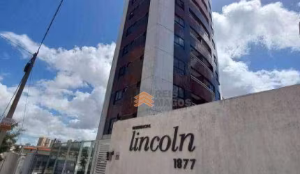 Excelente apartamento para locação  Em Candelária, no RESIDENCIAL LINCON com 55m2,  Com Sala, 2/4, cozinha,  área de serviço,1 vaga de garagem e Área