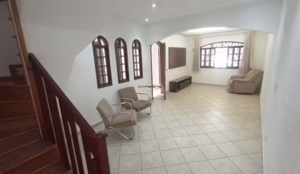 Casa com 3 quartos à venda na Rua Olímpia, Vila Alpina, São Paulo por R$ 827.000