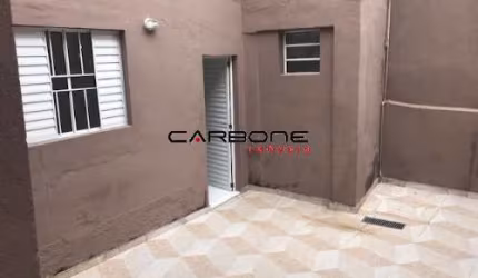 Casa com 1 quarto para alugar na Rua Ascânio, Chácara Mafalda, São Paulo por R$ 750