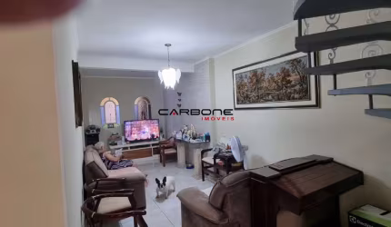 Casa com 3 quartos à venda na Rua Salvador Fiordelisio, Vila Bertioga, São Paulo por R$ 640.000