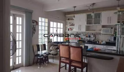Casa com 5 quartos à venda na Rua Curupace, Mooca, São Paulo por R$ 2.500.000