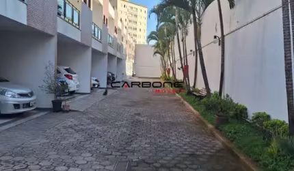 Casa em condomínio fechado com 3 quartos à venda na Rua Salvador Fiordelisio, Vila Bertioga, São Paulo por R$ 969.000