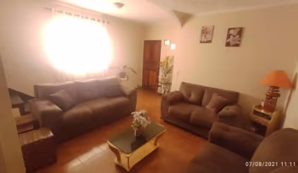 Casa com 3 quartos à venda na Rua Jabaeté, Vila Regente Feijó, São Paulo por R$ 750.000