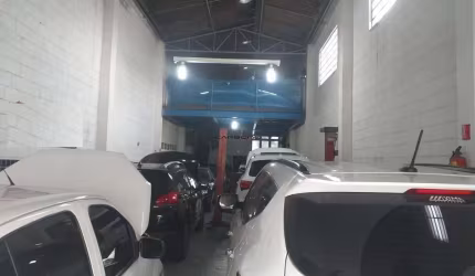 Barracão / Galpão / Depósito à venda na Rua Arinaia, Belenzinho, São Paulo por R$ 1.600.000