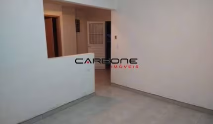 Casa com 3 quartos à venda na Rua Três Pedras, Vila Alpina, São Paulo por R$ 530.000